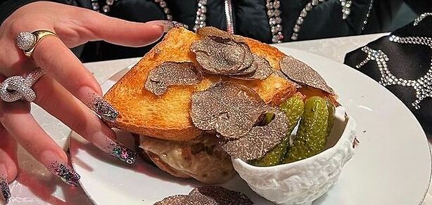 Inside The Secret Restaurants Of NYC, From Hidden Burger Joints To Caviar Speakeasies