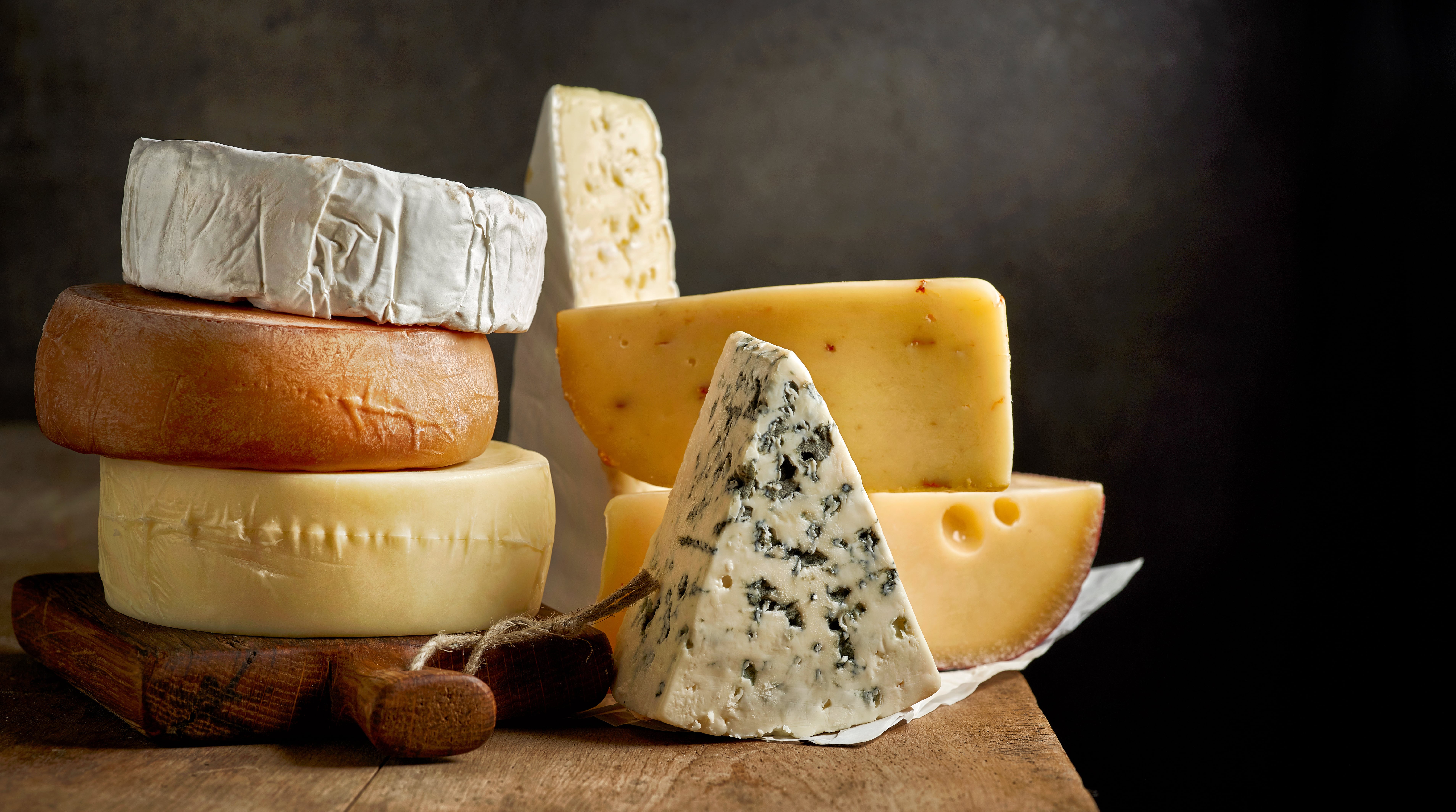 The Ultimate Guide to Cheese: Types of Cheese and How to Pair it