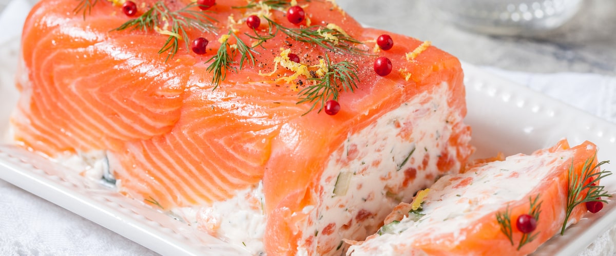 Smoked salmon and cream cheese: a classic combination and how to elevate it