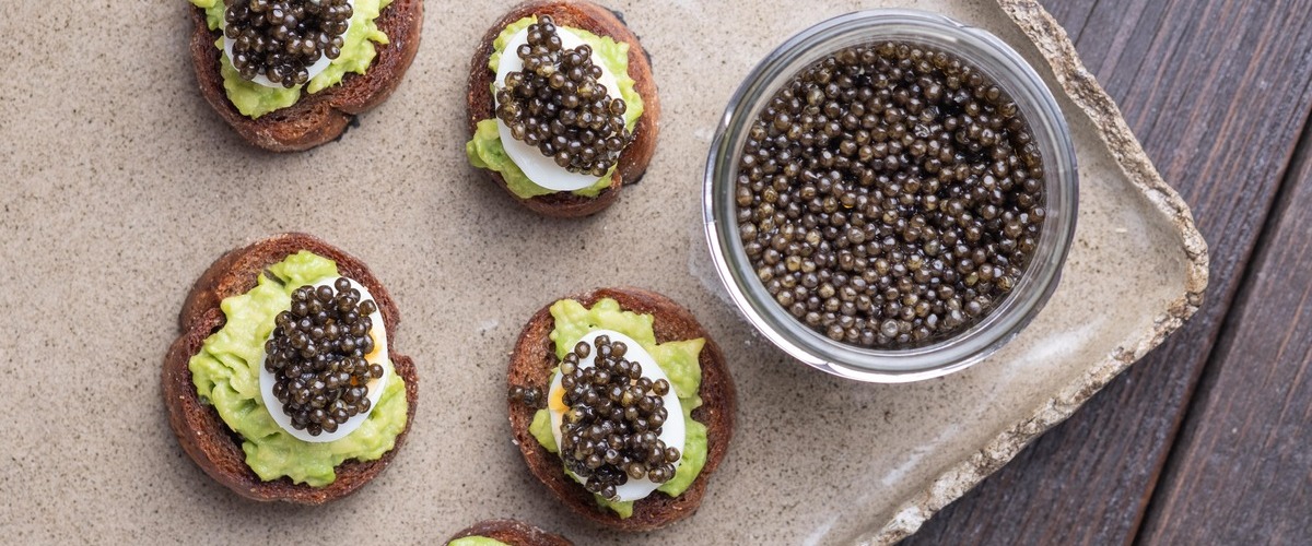 caviar with avocado