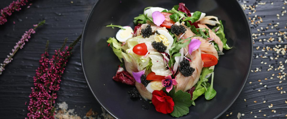 scallop salad with caviar